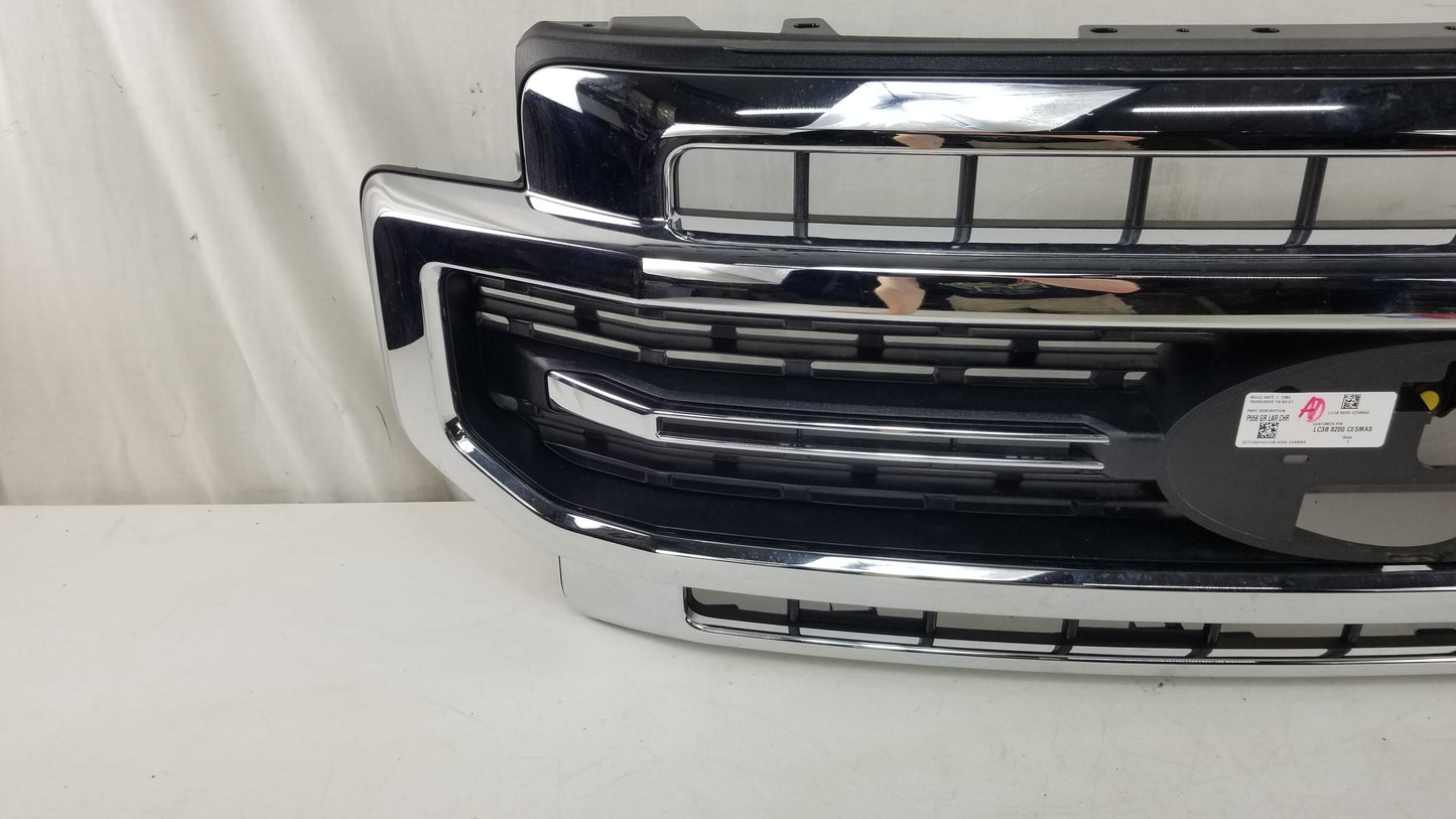 Genuine 2020-2022 F-250 F-350 Lariat Chrome Grille
