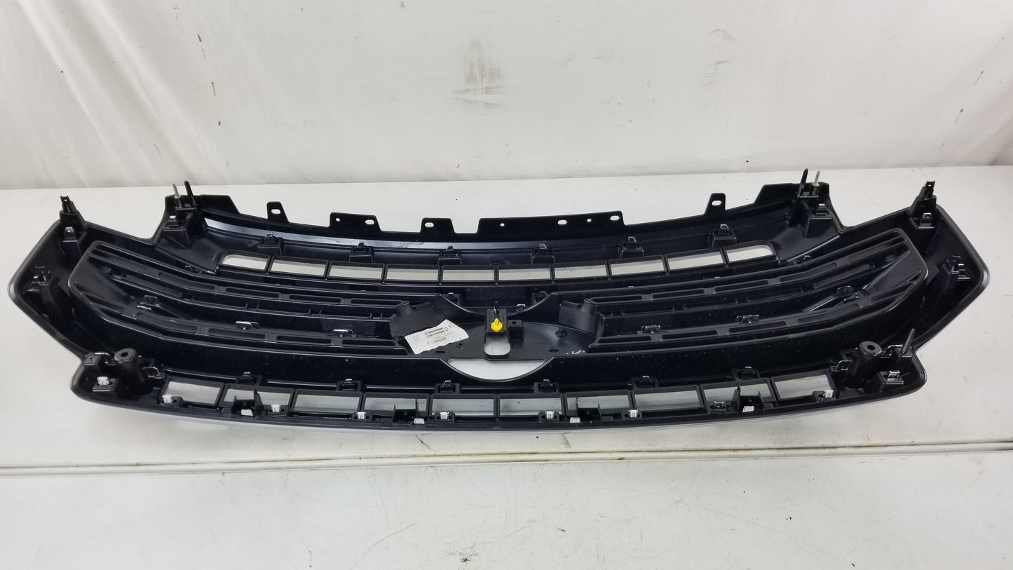 Genuine 2020-2022 F-250 F-350 Lariat Chrome Grille