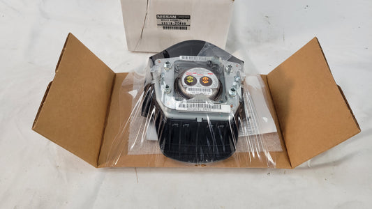 2007-2013 Nissan Titan Armada Steering Wheel Driver Airbag 98510-ZQ08B
