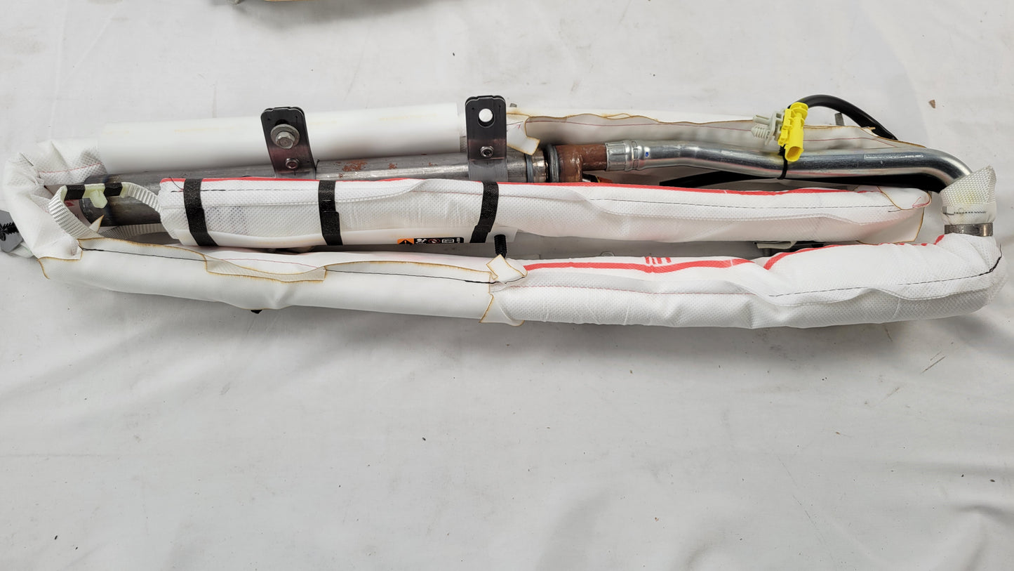 2014-2018 Silverado Sierra 1500 Side Curtain Airbags Right & Left Crew Cab 87838202 87817346