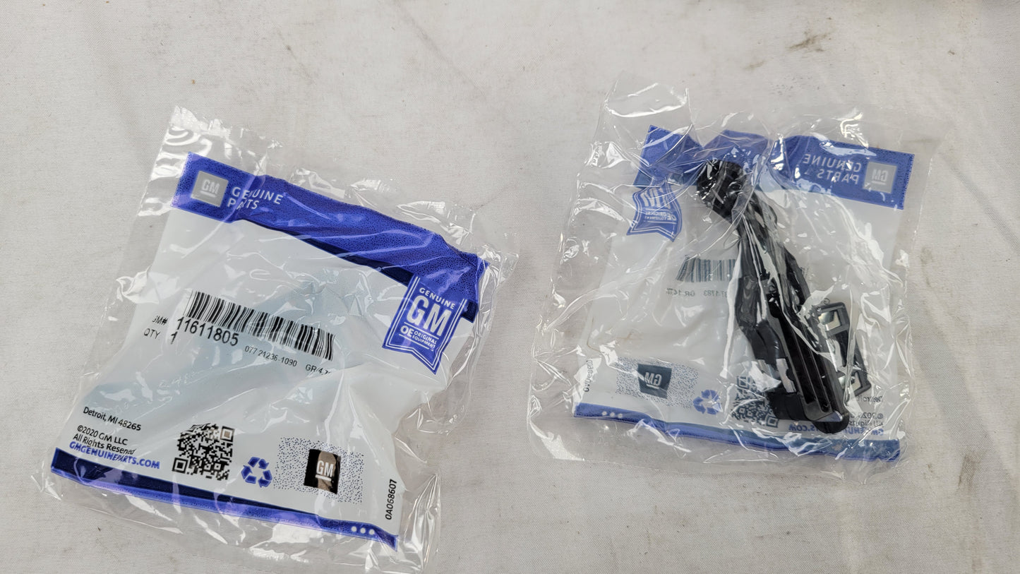 2014-2018 Silverado Sierra 1500 OEM Side Curtain Airbags Left & Right 87817343