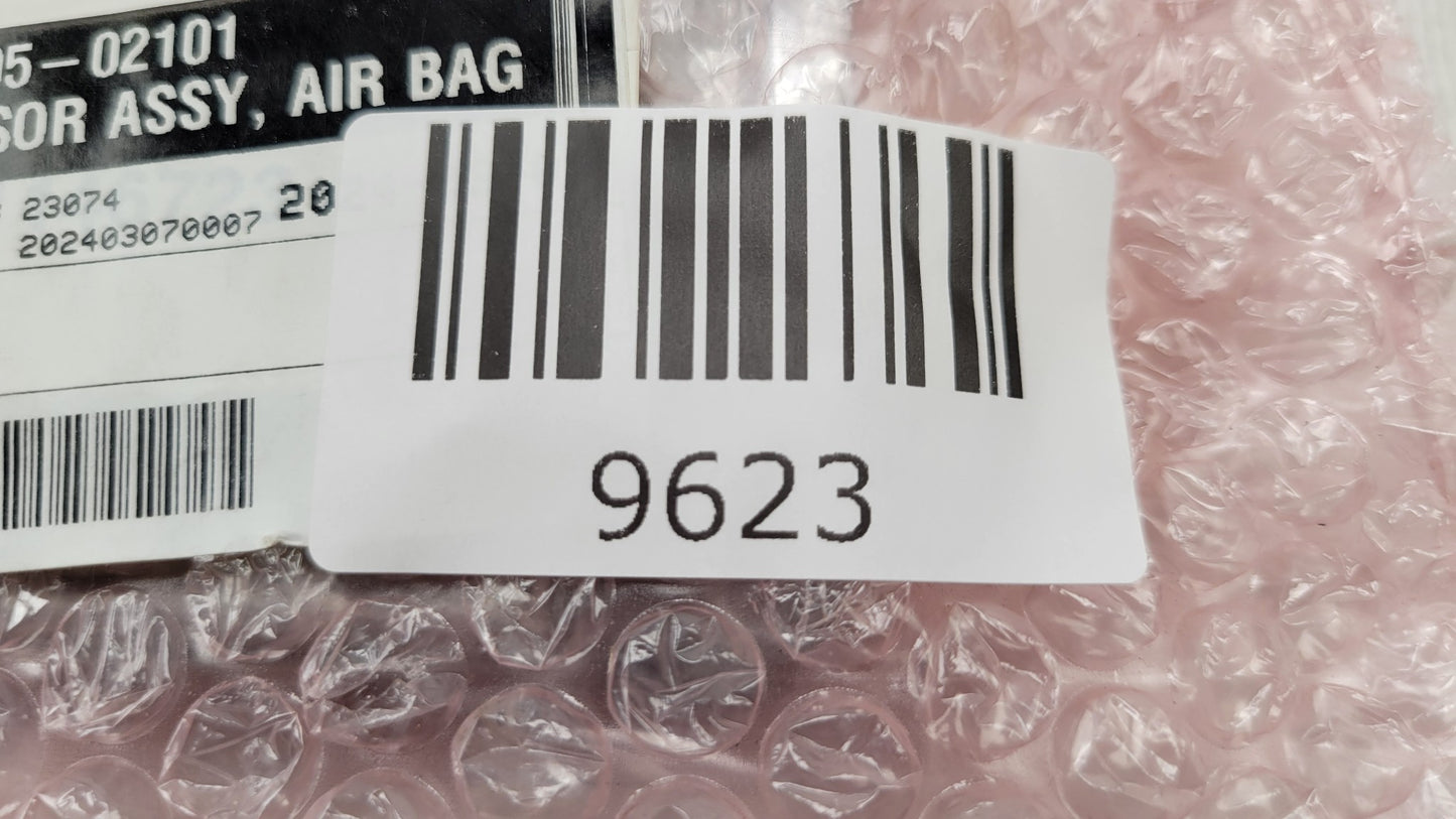 New Genuine 2003-2004 Toyota Corolla Matrix Airbag Module SRS 04005-02101
