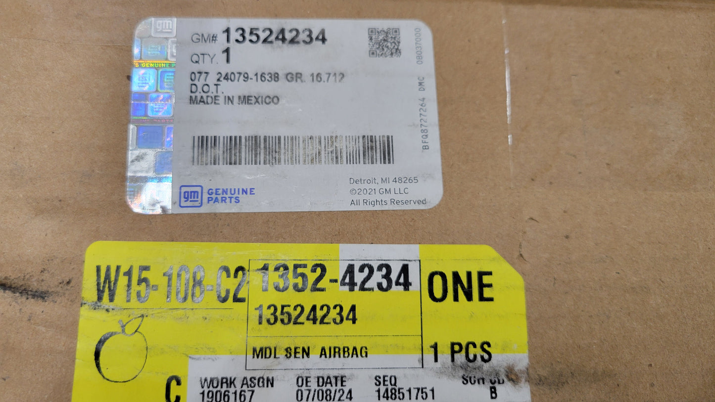 NEW GM OEM 2019-2023 Silverado Sierra 2500 HD Airbag SRS Control Module 13524234
