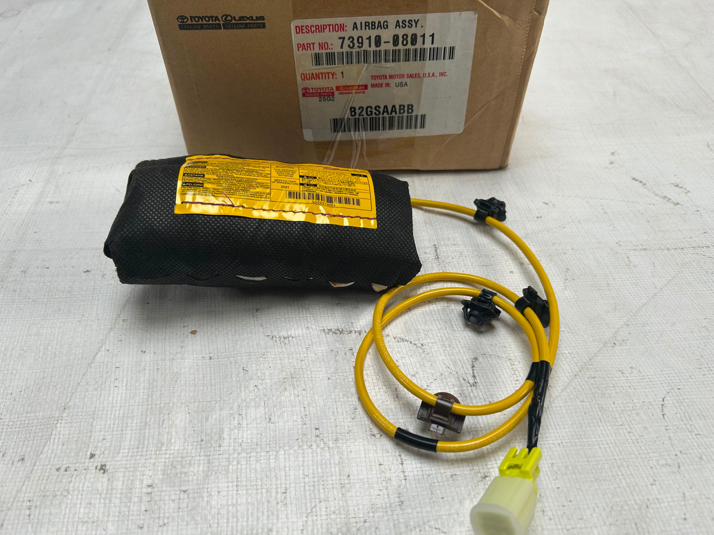 NEW Toyota OEM 2011-2014 Sienna Front Right Seat Airbag 73910-08011