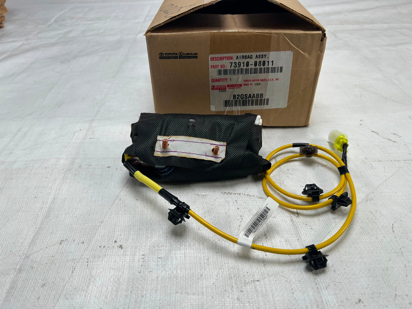 NEW Toyota OEM 2011-2014 Sienna Front Right Seat Airbag 73910-08011