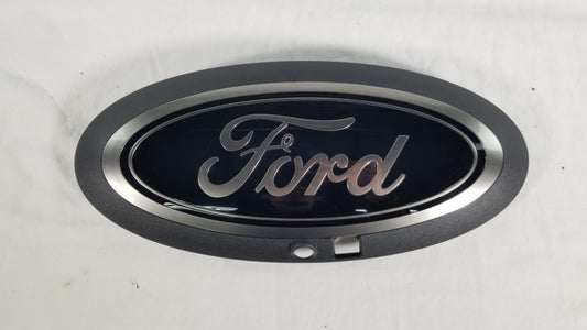 NEW Genuine 2020-2022 F-250 Sport Smoked Black Front Grille Emblem w/ Camera opt